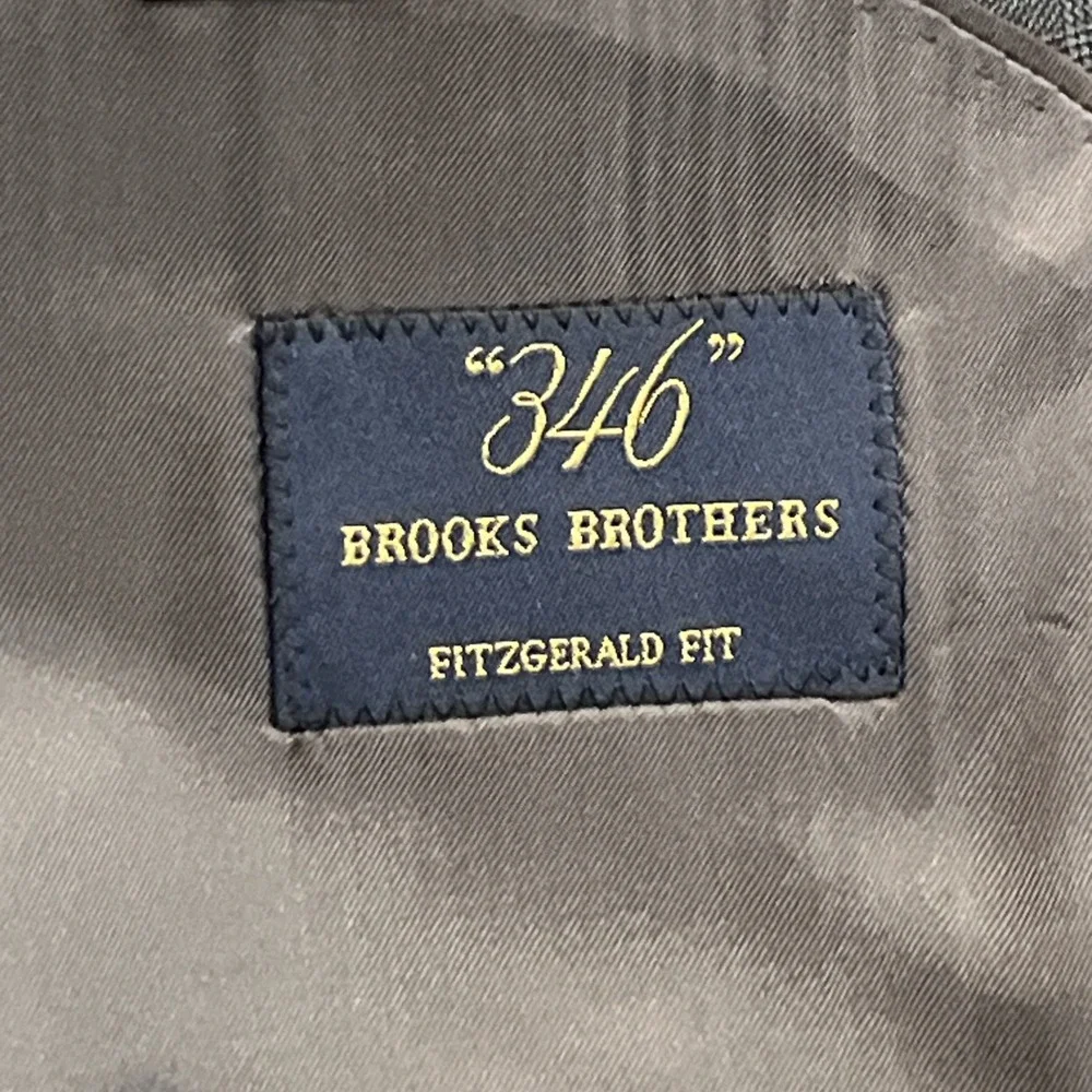 Brooks Brothers 346 Mens Fitzgerald Fit Blazer Jacket Sz 46R Gray Sport Coat